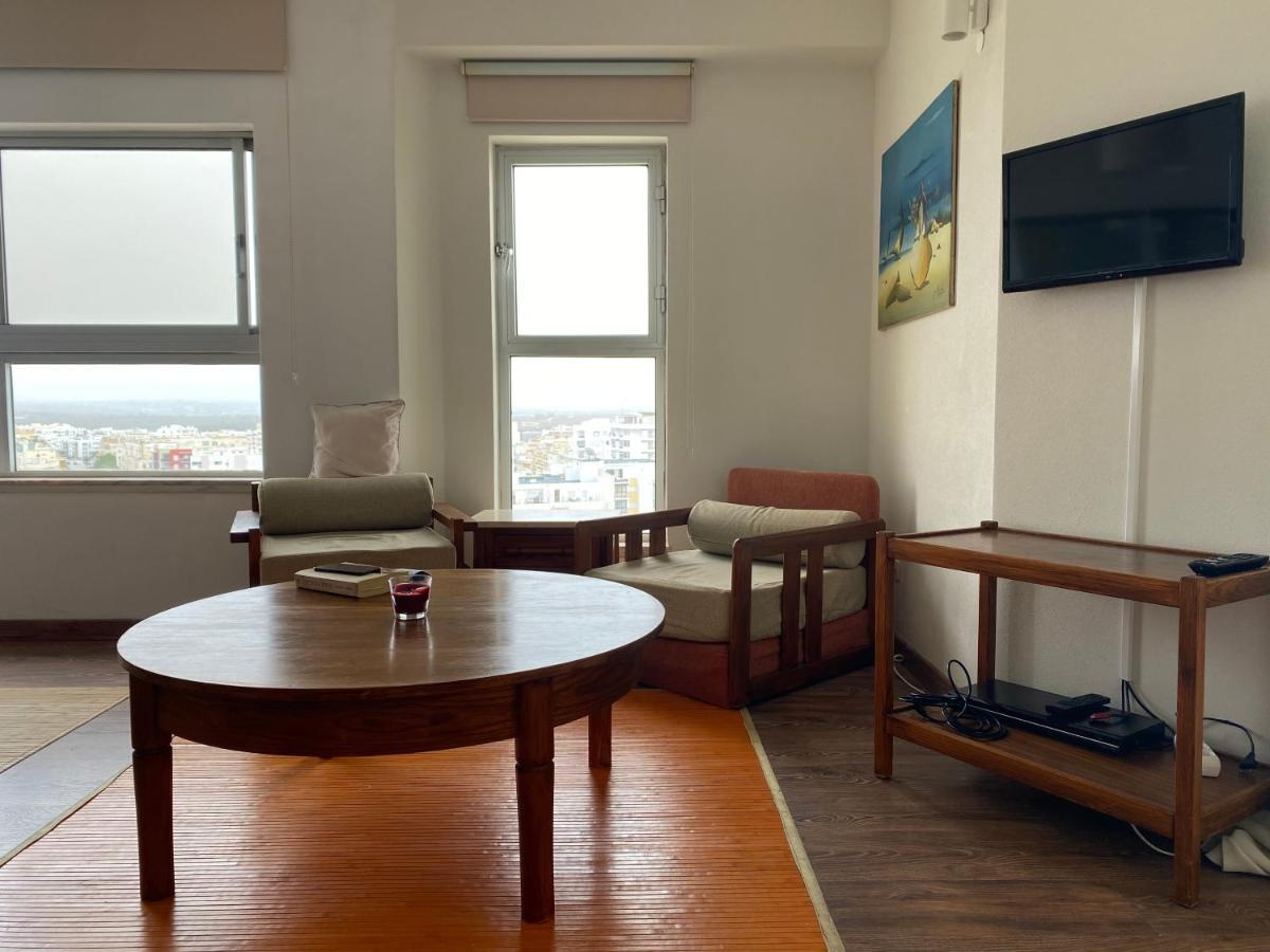 Armacao De Pera Apartment